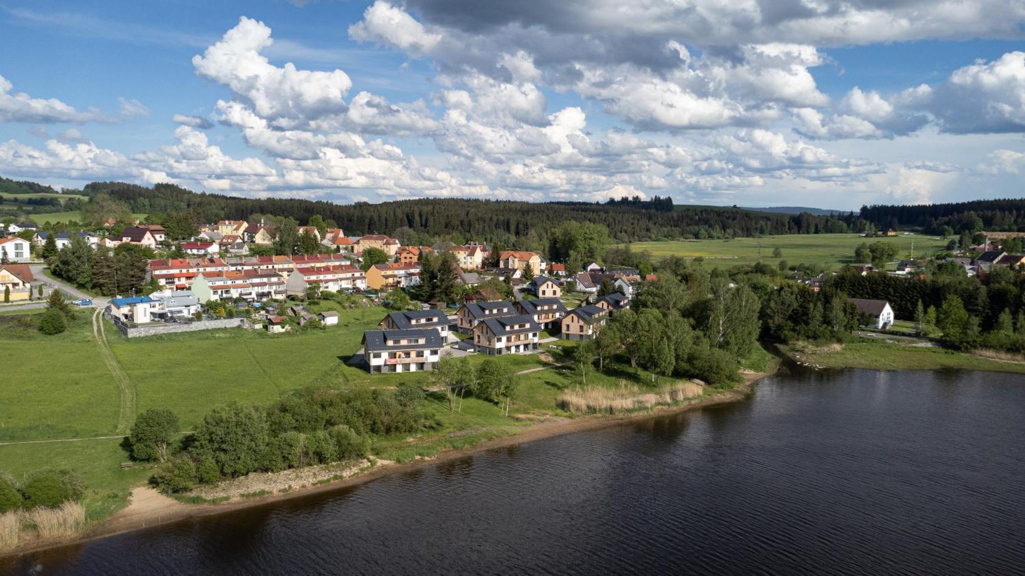 Resort Male Lipno Černá v Pošumaví Εξωτερικό φωτογραφία